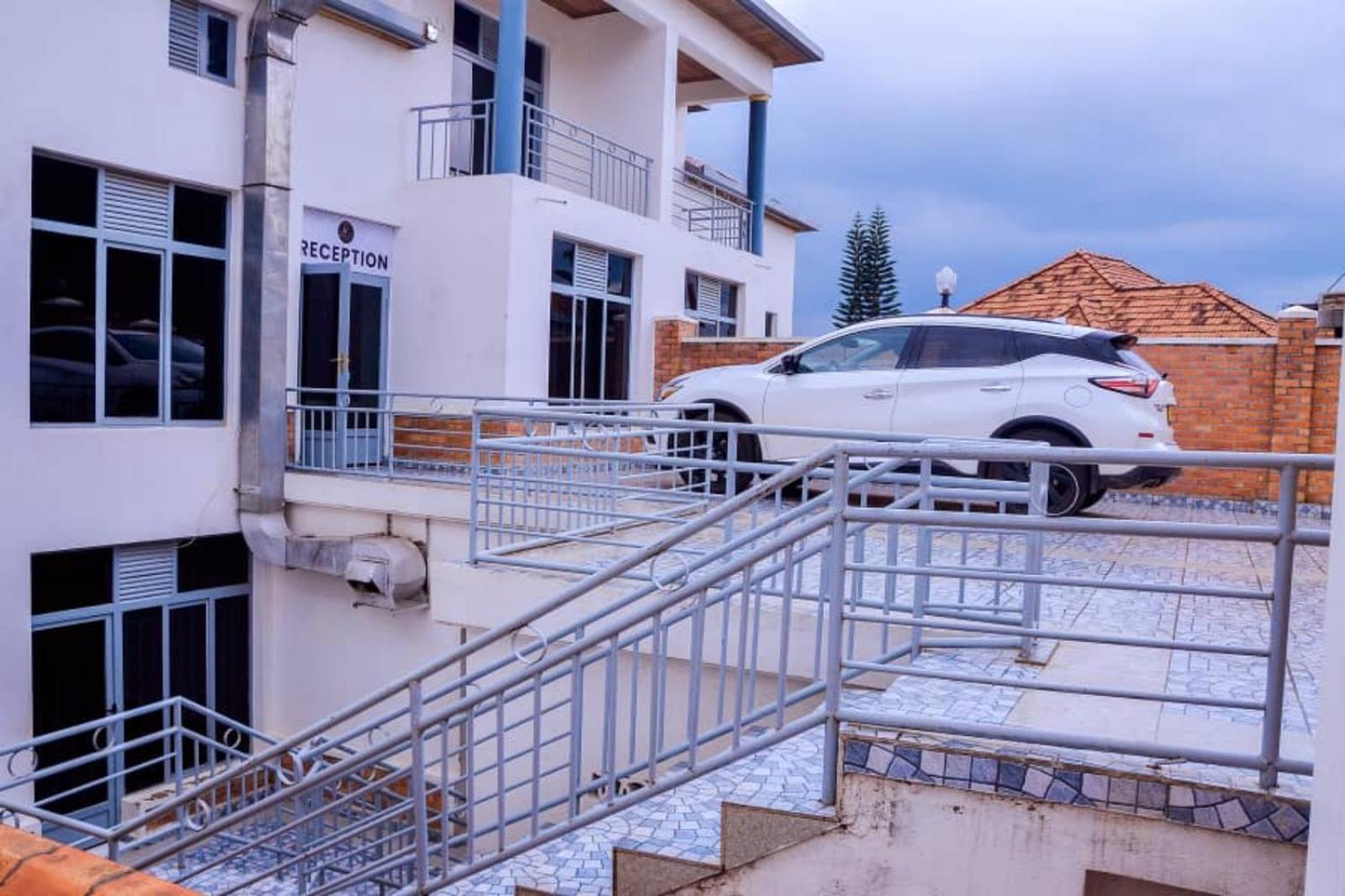 The Keza Hotel And Apartments Kigali Exteriör bild